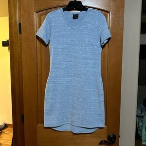 light blue dress, has pockets, t/shirt style
